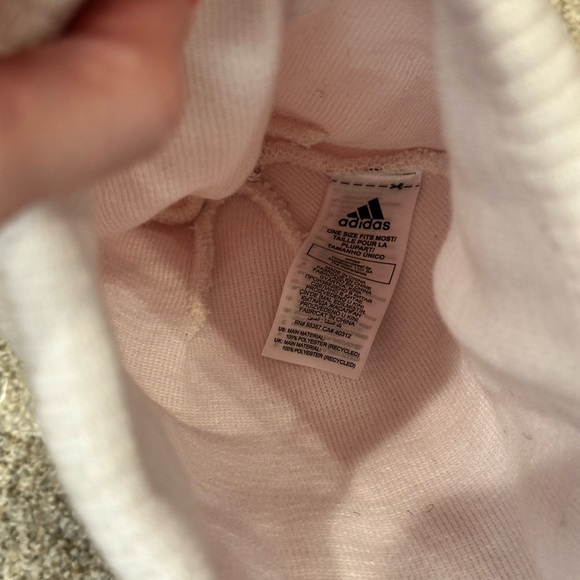 Adidas White Pom-Pom Beanie NWT - Picture 3 of 4